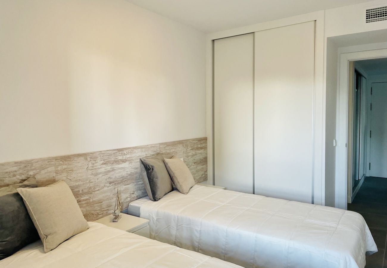 Apartment in Calpe / Calp - Ap010 Sunrise Tower 6B