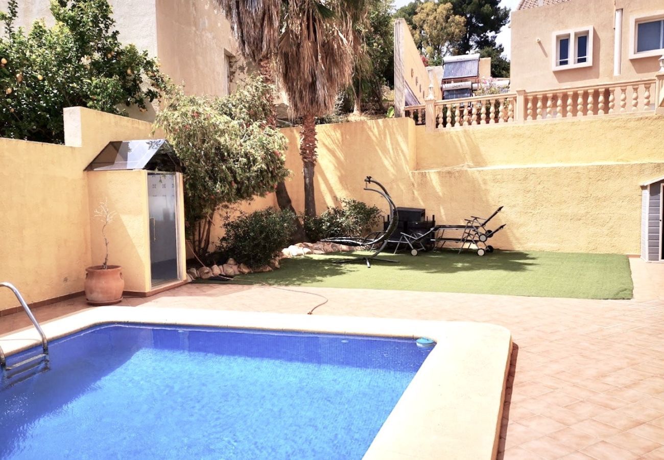 Chalet in Calp - Chalet Manzanera