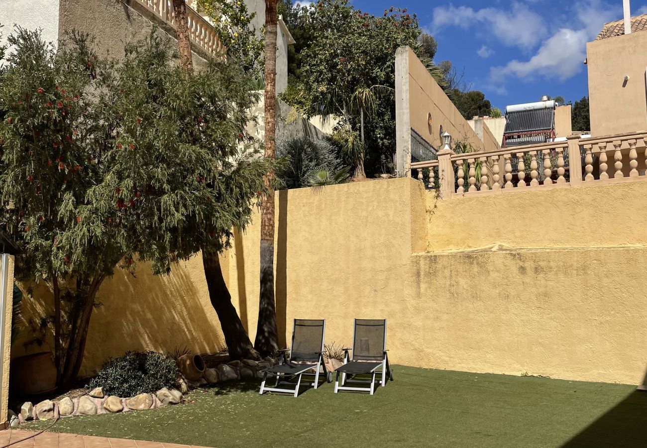 Chalet in Calp - Chalet Manzanera