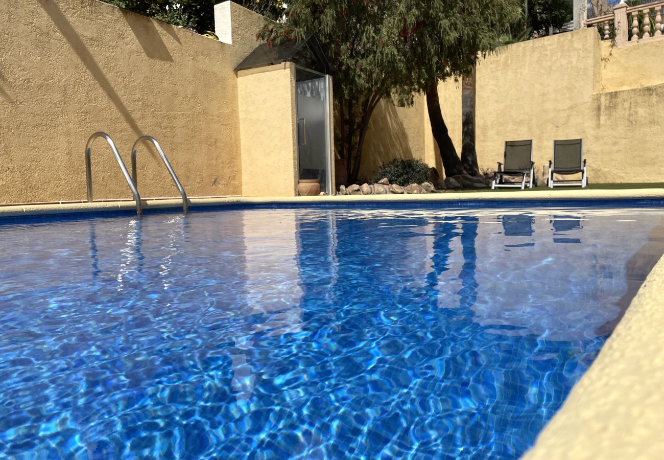 Chalet in Calp - Chalet Manzanera