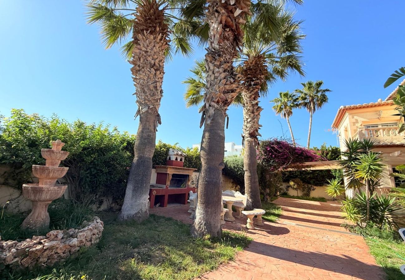 Villa/Dettached house in Calpe - Villa Enchinent