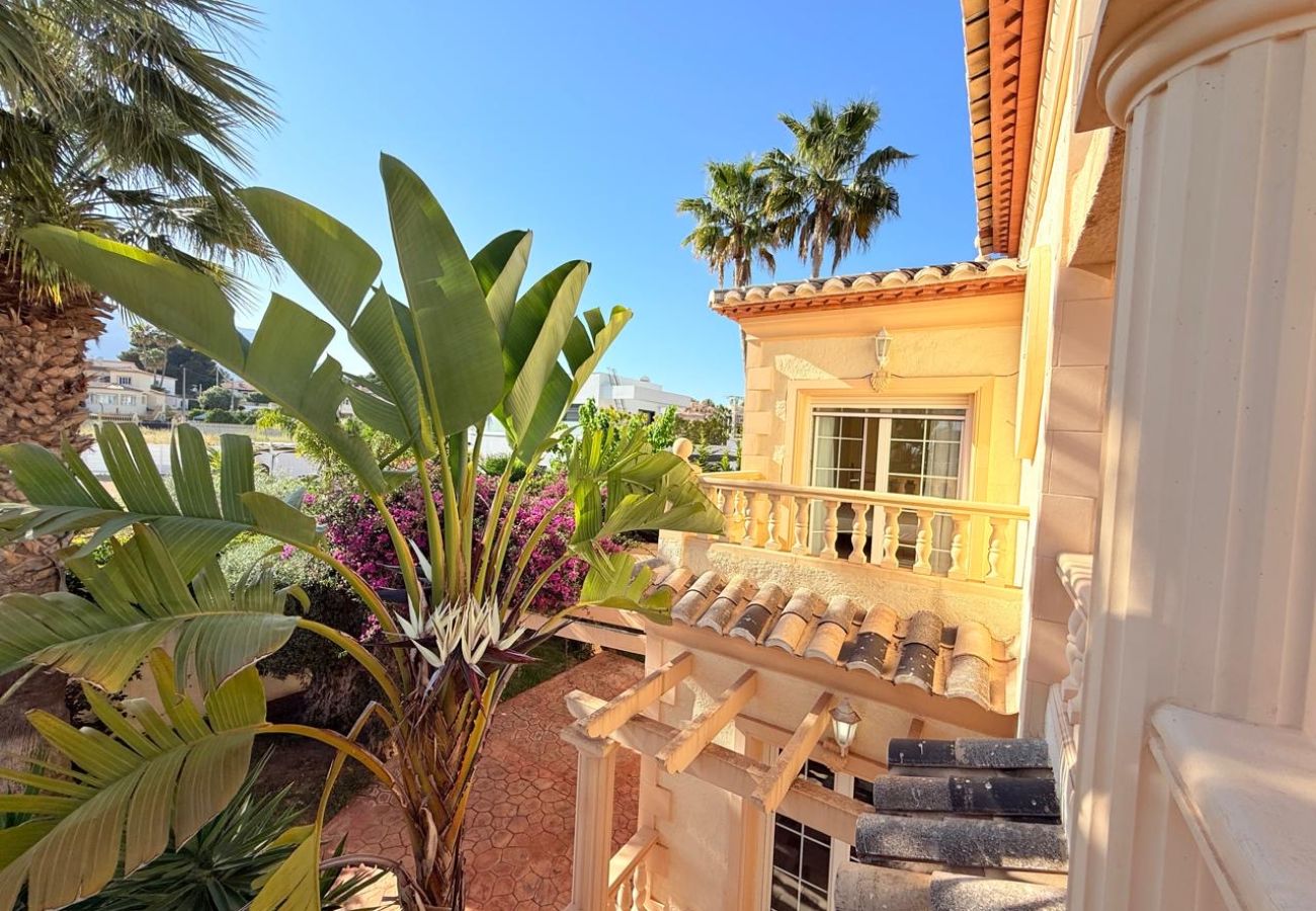 Villa/Dettached house in Calpe - Villa Enchinent