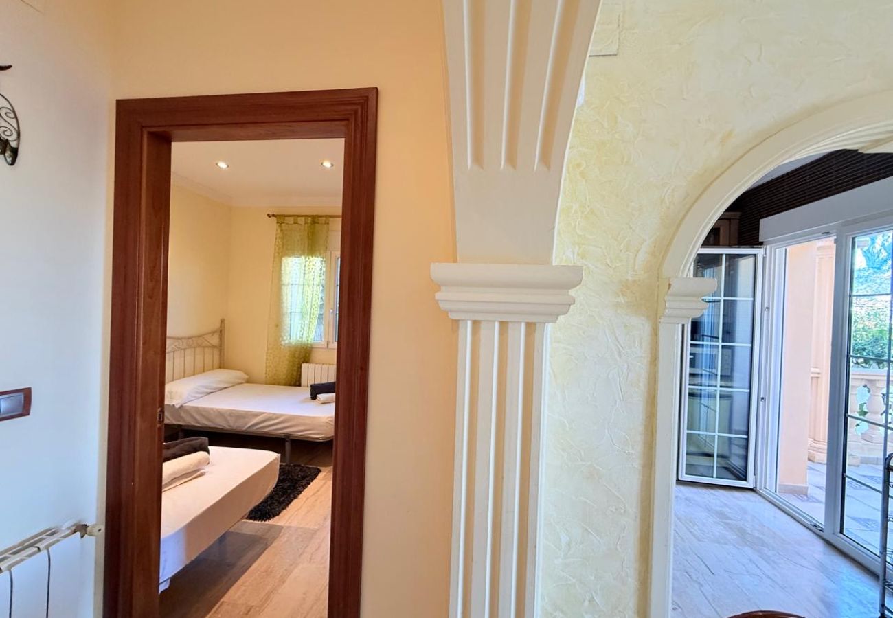 Villa/Dettached house in Calpe - Villa Enchinent