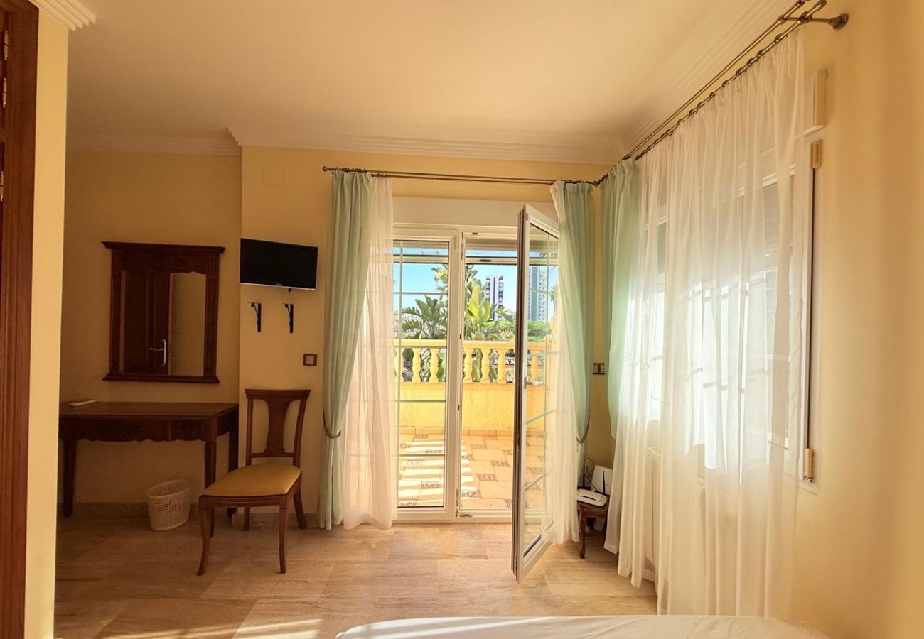 Villa/Dettached house in Calpe - Villa Enchinent