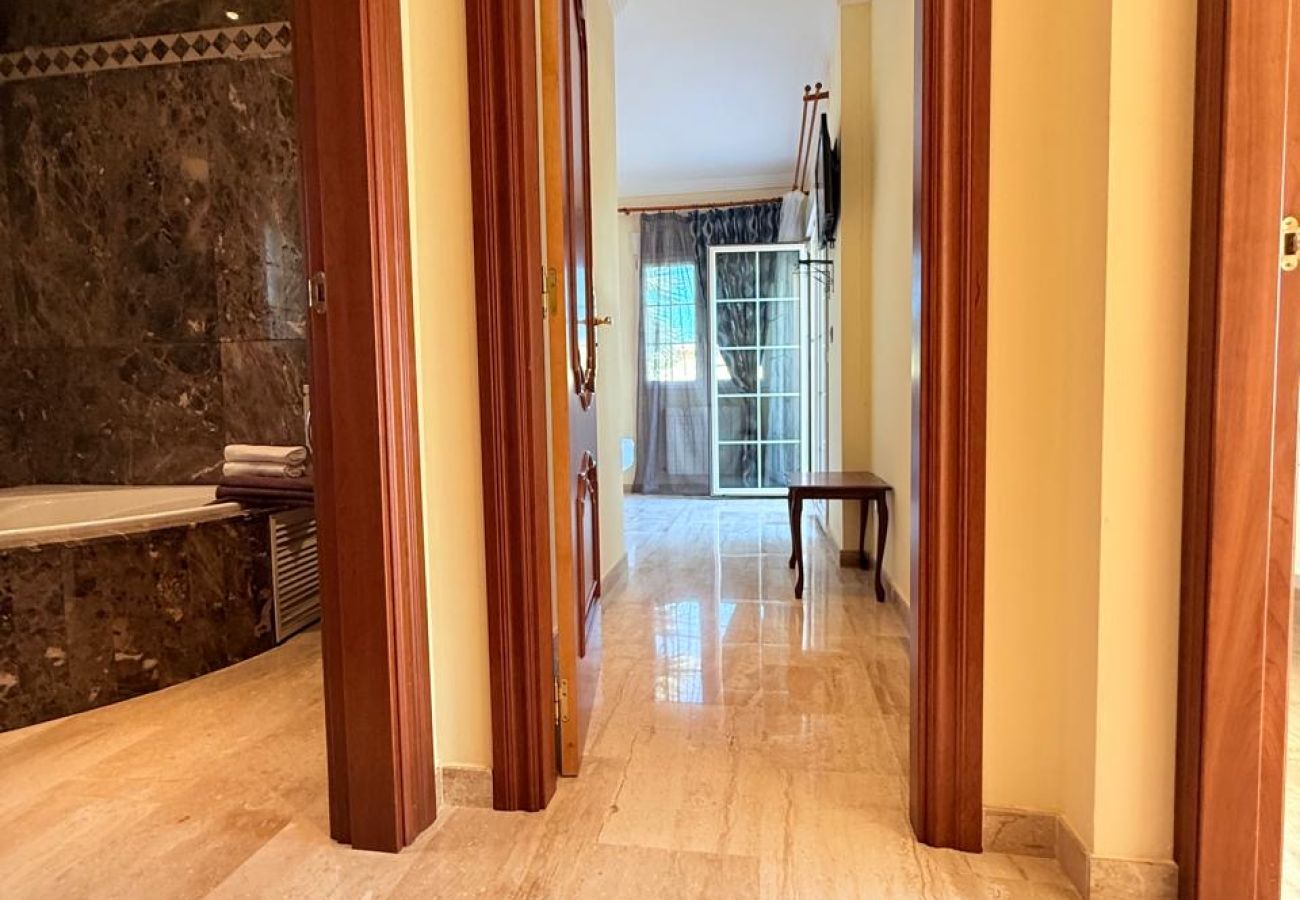 Villa/Dettached house in Calpe - Villa Enchinent
