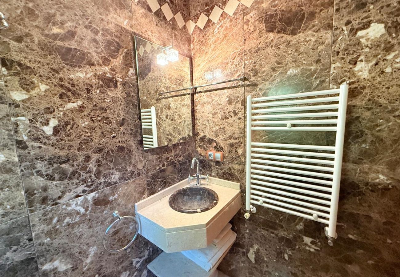 Villa/Dettached house in Calpe - Villa Enchinent