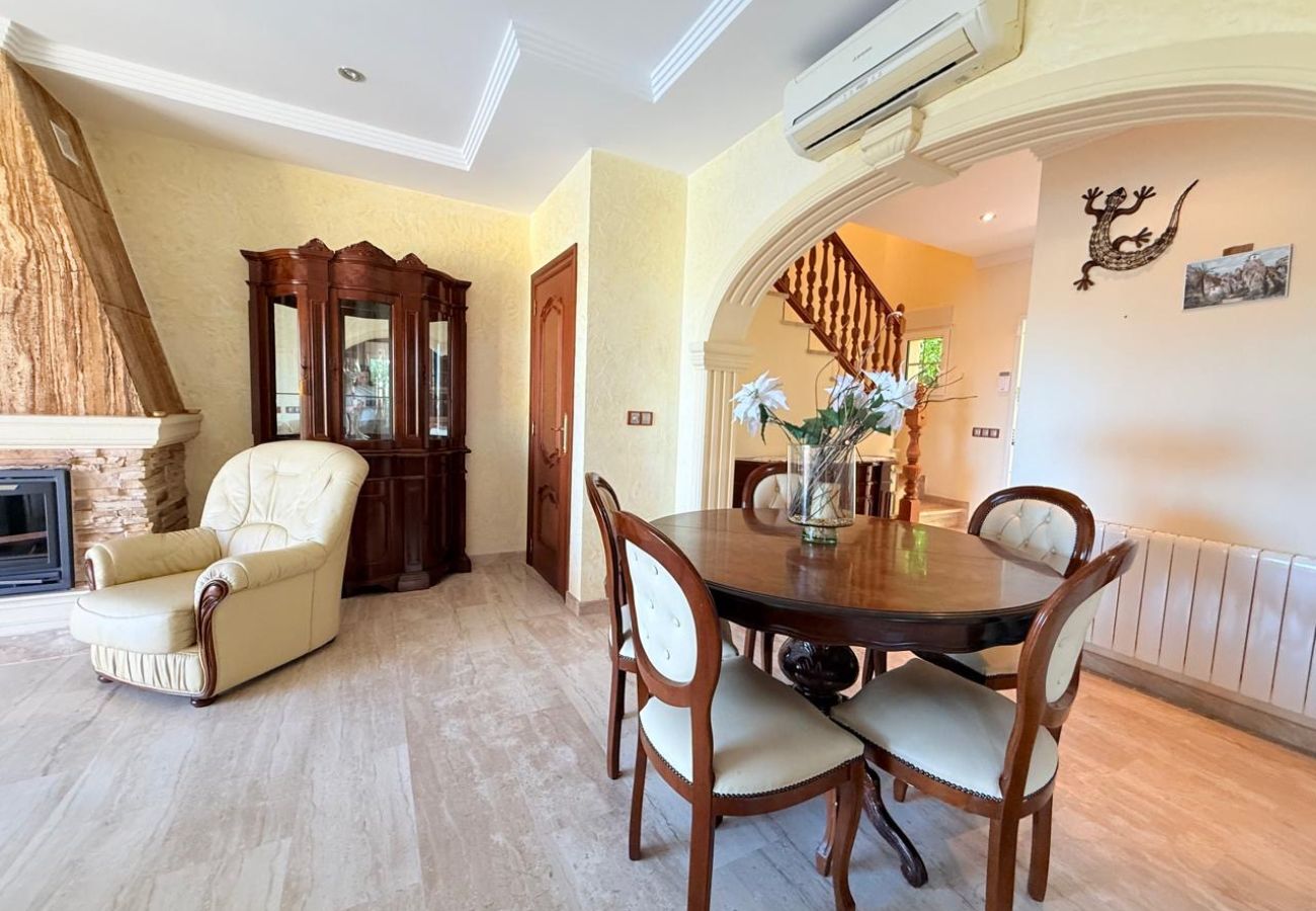 Villa/Dettached house in Calpe - Villa Enchinent