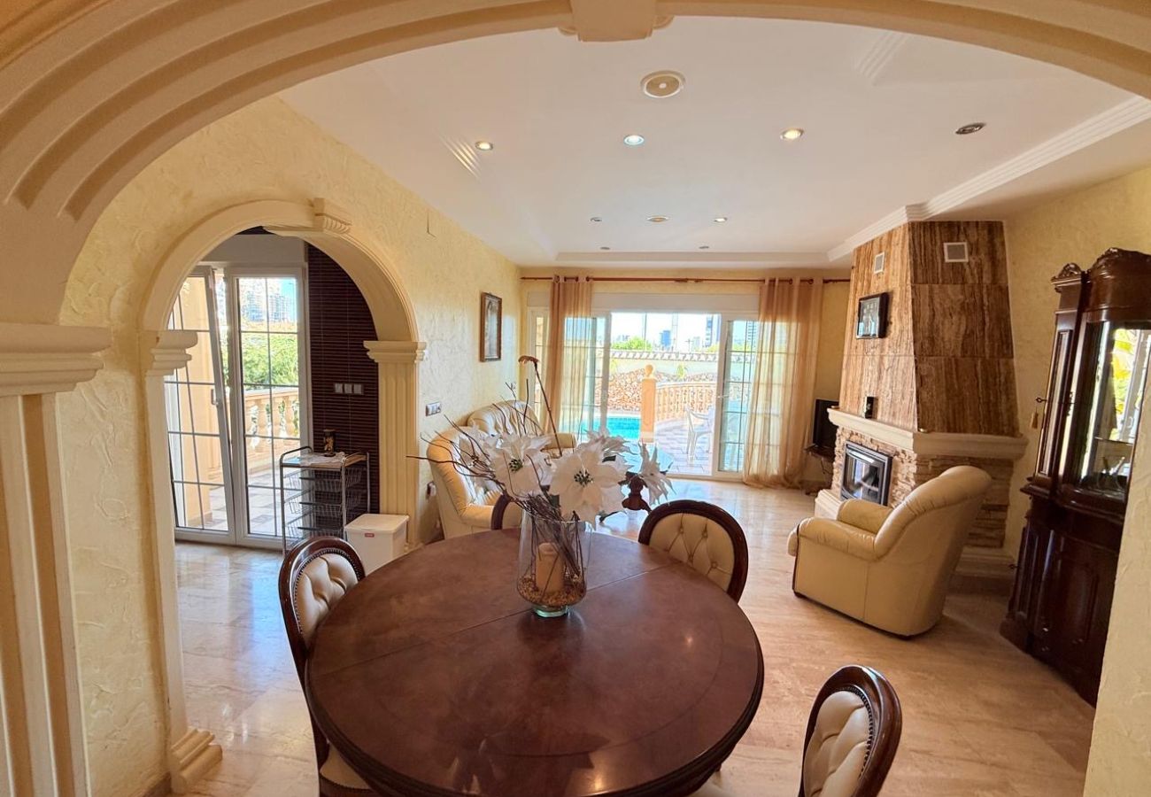 Villa/Dettached house in Calpe - Villa Enchinent