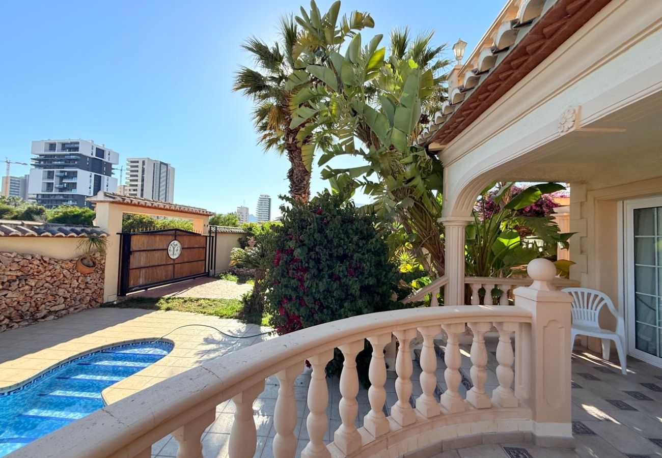 Villa/Dettached house in Calpe - Villa Enchinent