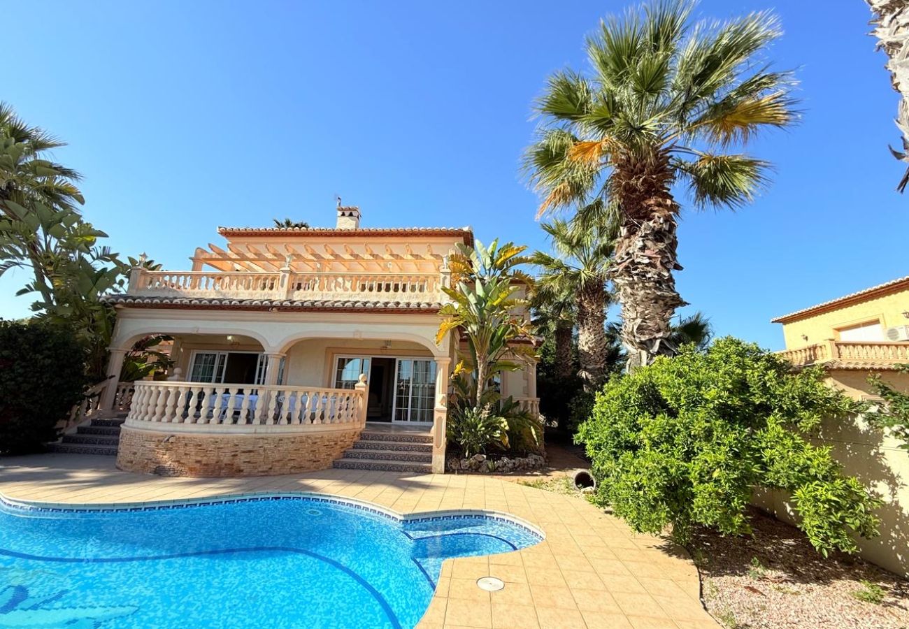 Villa/Dettached house in Calpe - Villa Enchinent