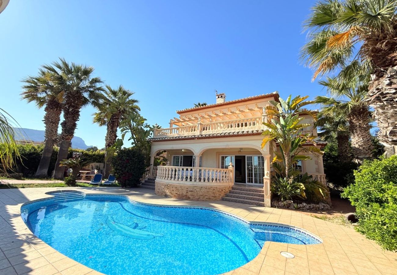 Villa/Dettached house in Calpe - Villa Enchinent