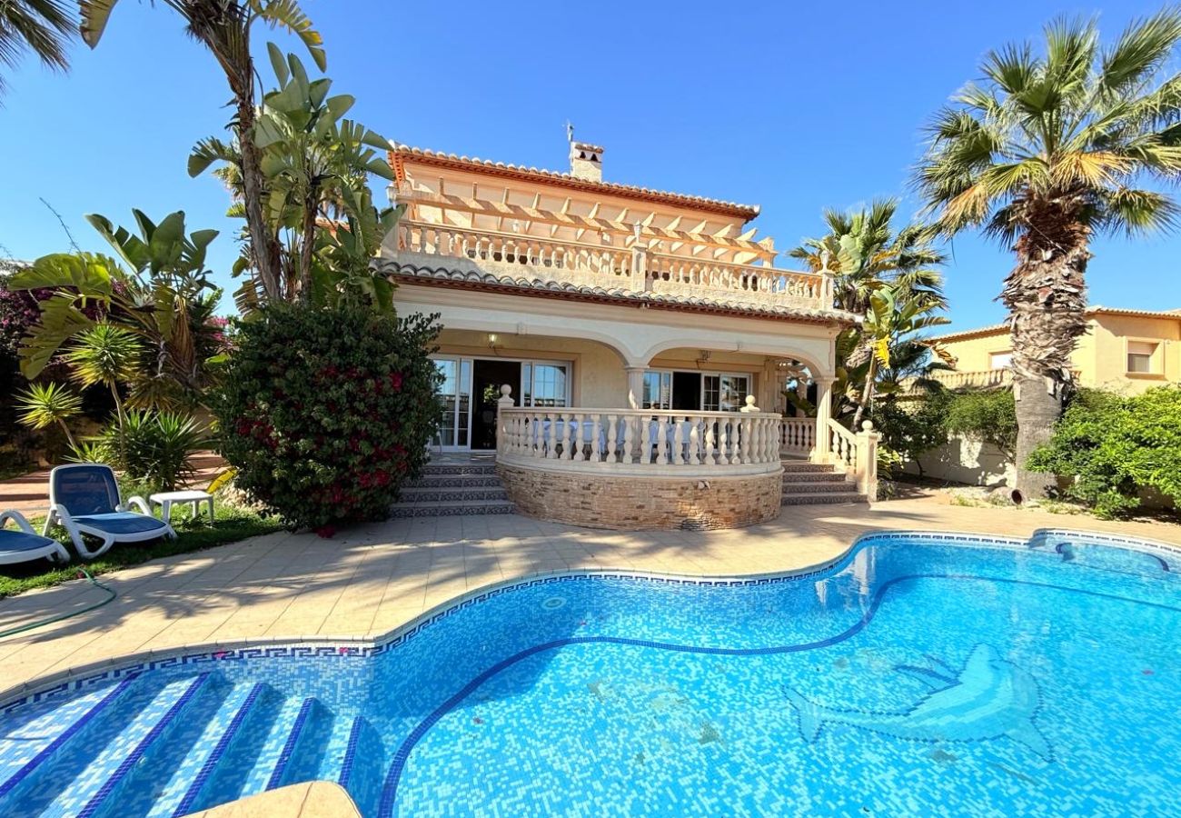 Villa/Dettached house in Calpe - Villa Enchinent