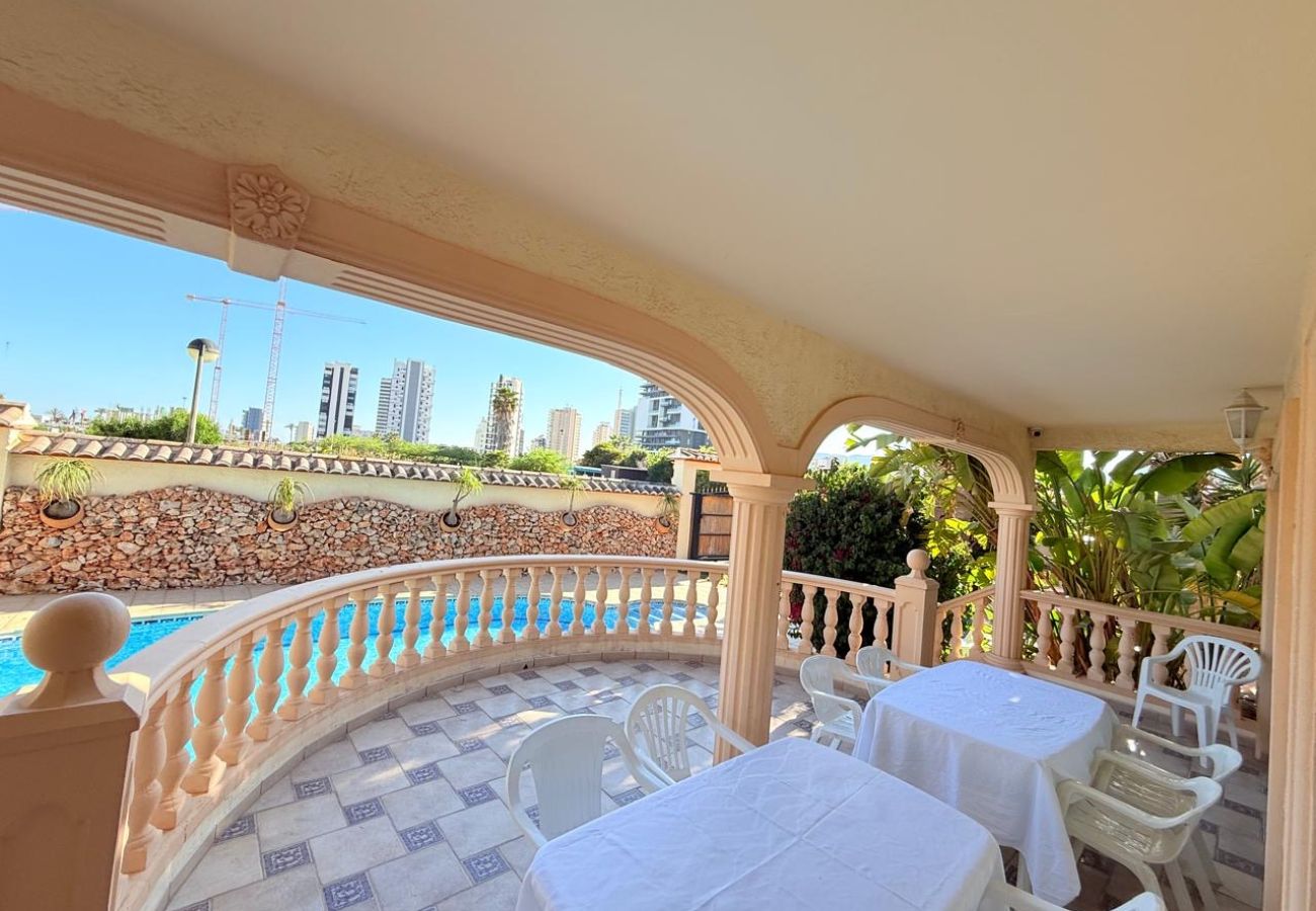 Villa/Dettached house in Calpe - Villa Enchinent