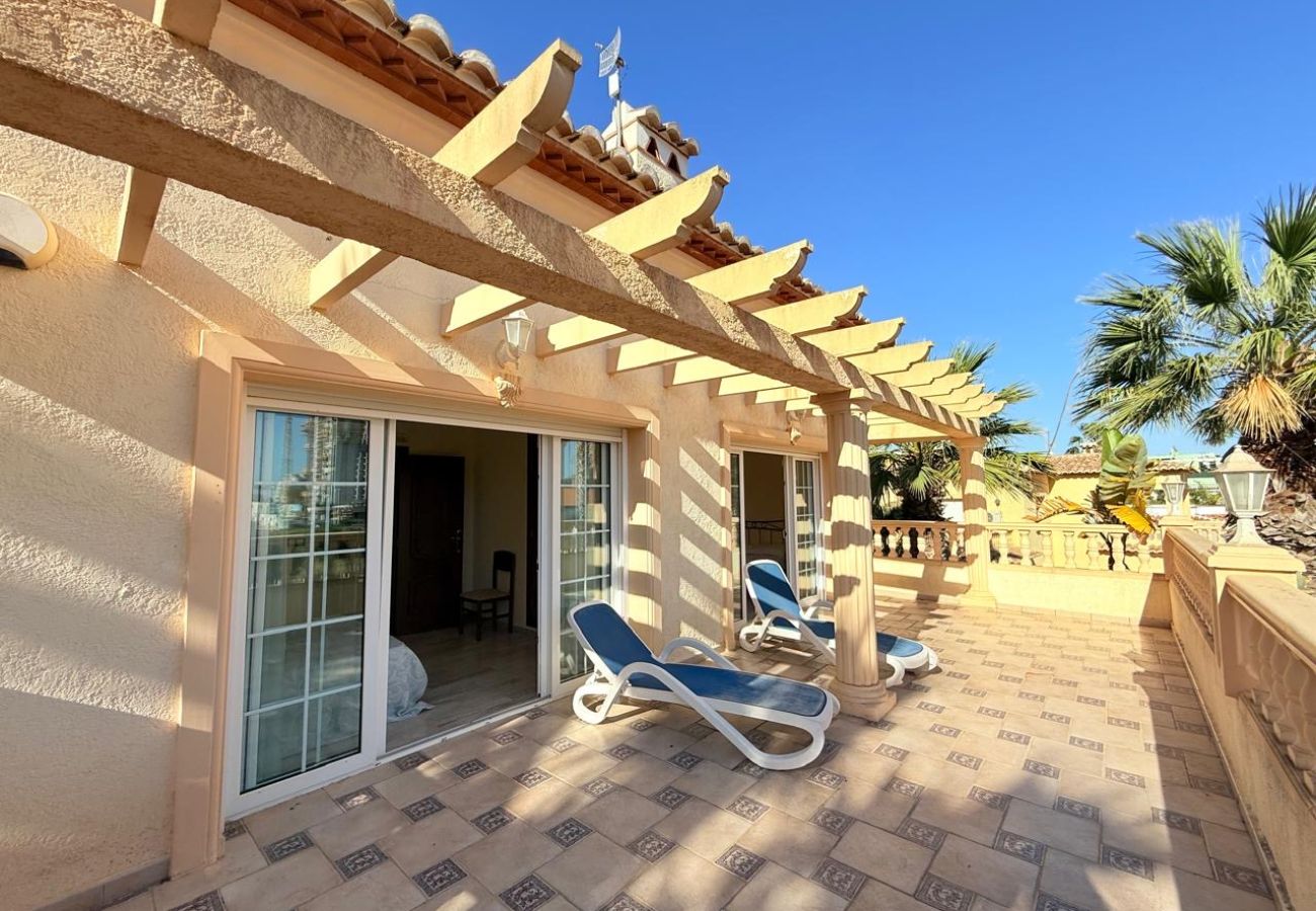 Villa/Dettached house in Calpe - Villa Enchinent