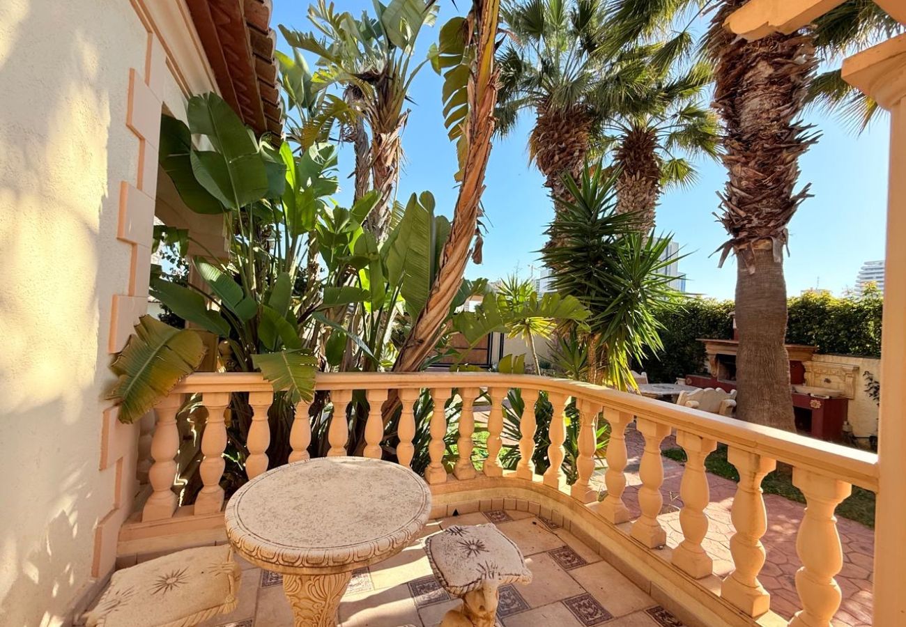 Villa/Dettached house in Calpe - Villa Enchinent