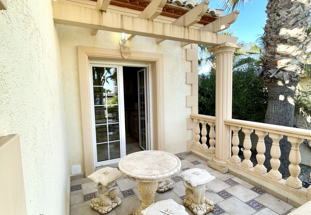 Villa/Dettached house in Calpe - Villa Enchinent