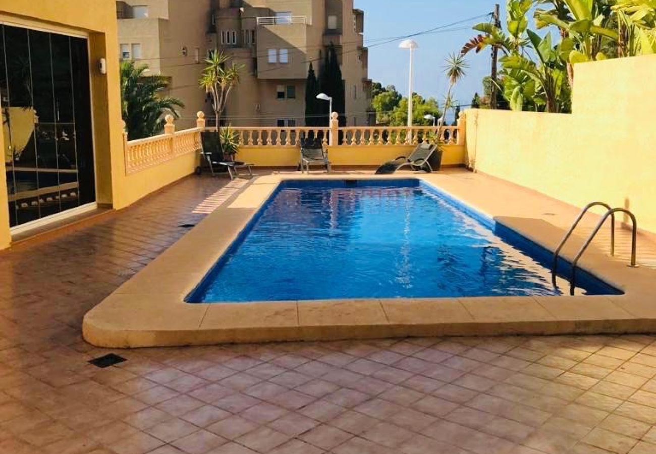 Chalet en Calp - Chalet Manzanera